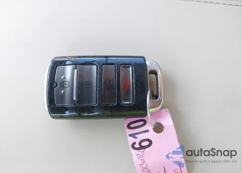 2017 Kia Cadenza Premium from USA, damaged, VIN KNALC4J10H5062867